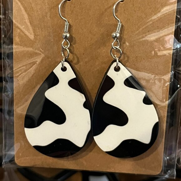 cow print earrings - Picture 1 of 1